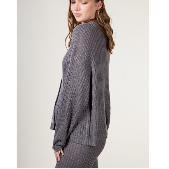 VERY J Charcoal Gray Chic 2-Piece Ribbed Top And Pants Set - Picture 4 of 5